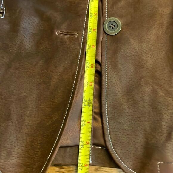 BRADLEY BAYOU OILED LEATHER JACKET. - Picture 13 of 13